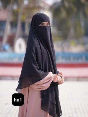 Premium 4-Layer Ready Hijab ha1 - Image 3
