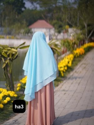 Premium 4-Layer Ready Hijab ha3 - Image 4